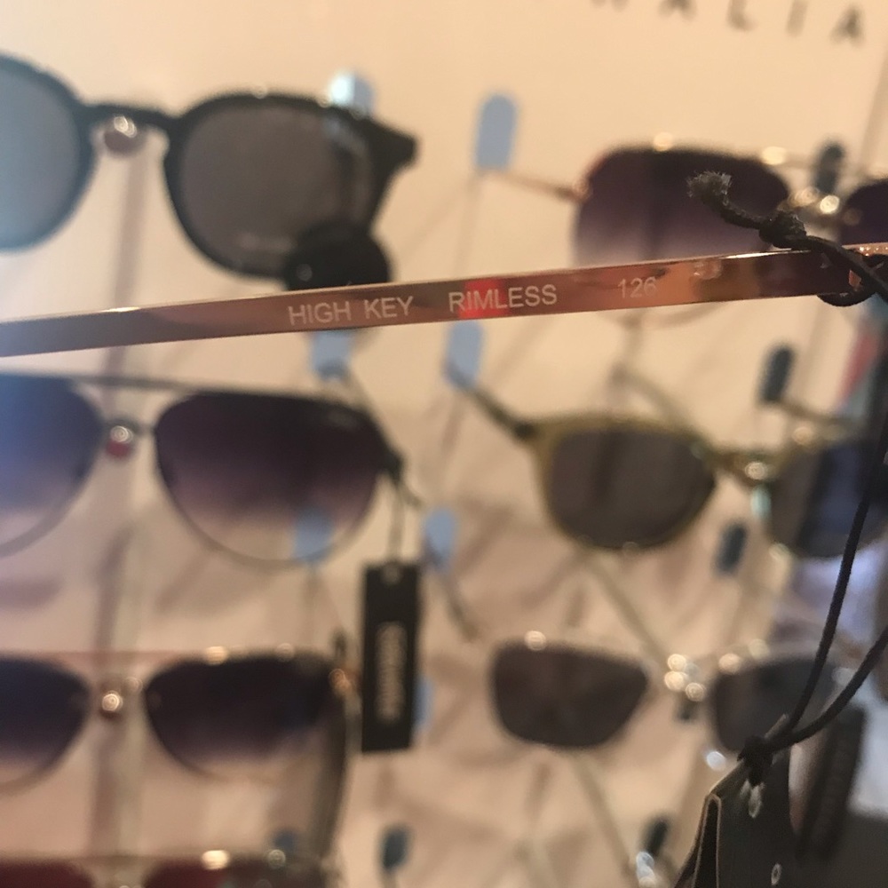 NWT Rimless High Key Black Fade by Quay Australia - Picture 4 of 4